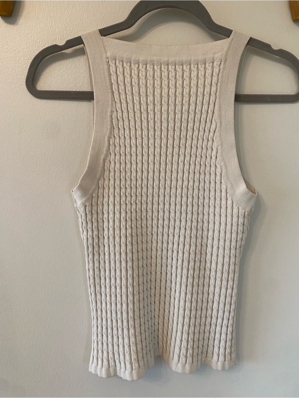 Commense Cream Cable-Knit Ribbed Tank Top - Picture 5 of 6